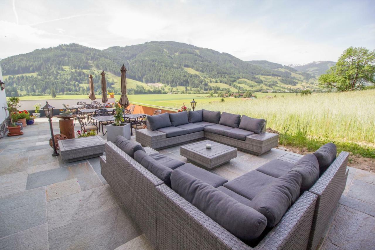 Pension Tannenhof Leogang Exterior photo